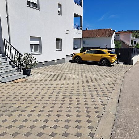 Villa Apartment Aa 2 Trogir Exterior foto