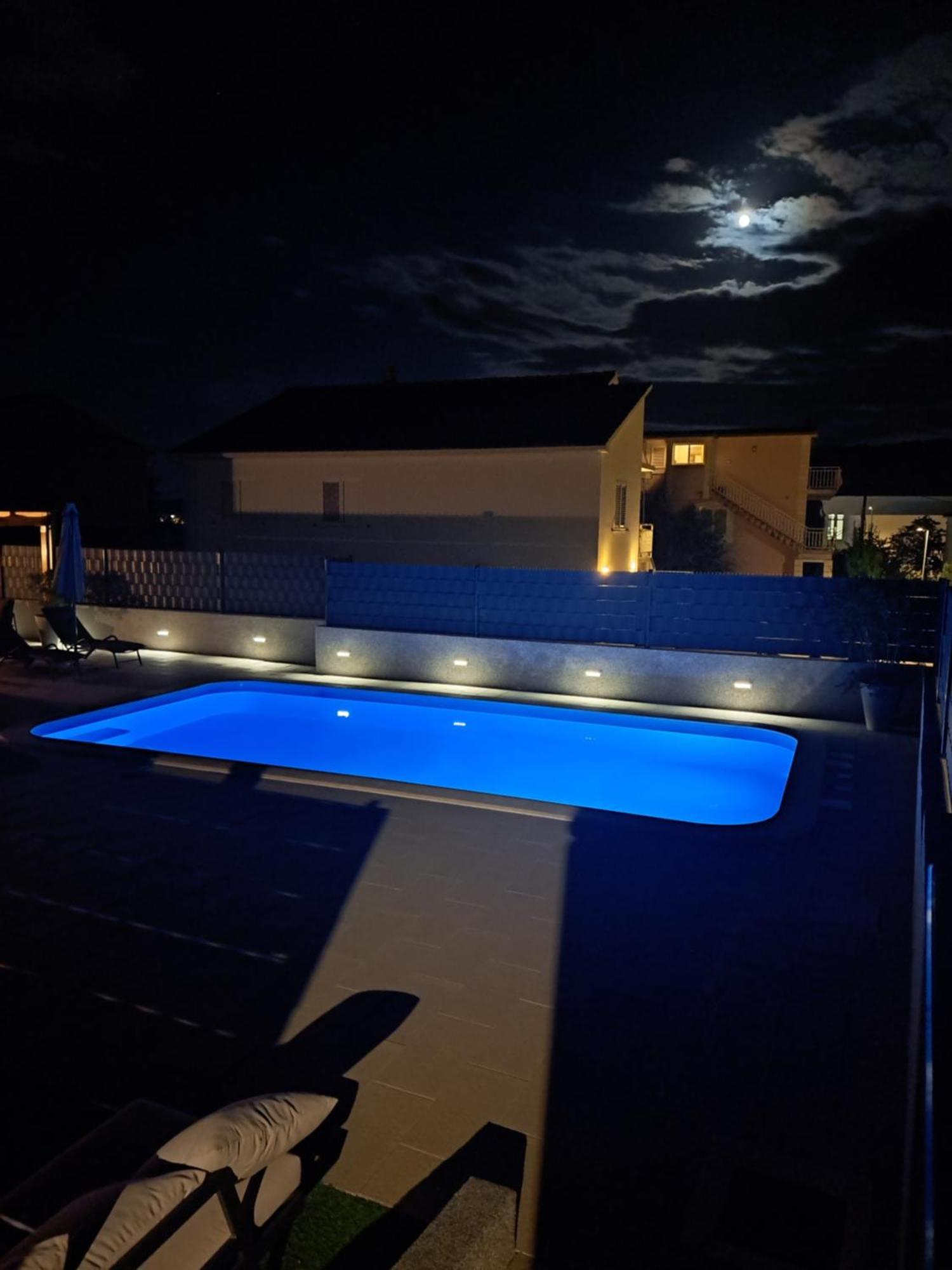 Villa Apartment Aa 2 Trogir Exterior foto